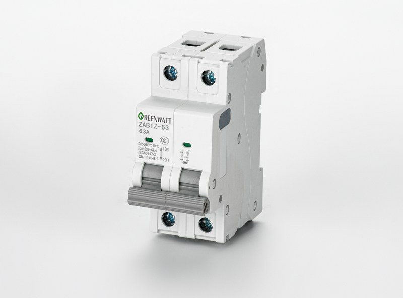 Guide DC MCCB: DC500V, DC1000V, DC1500V Breakers comparés - Sélection et protection
